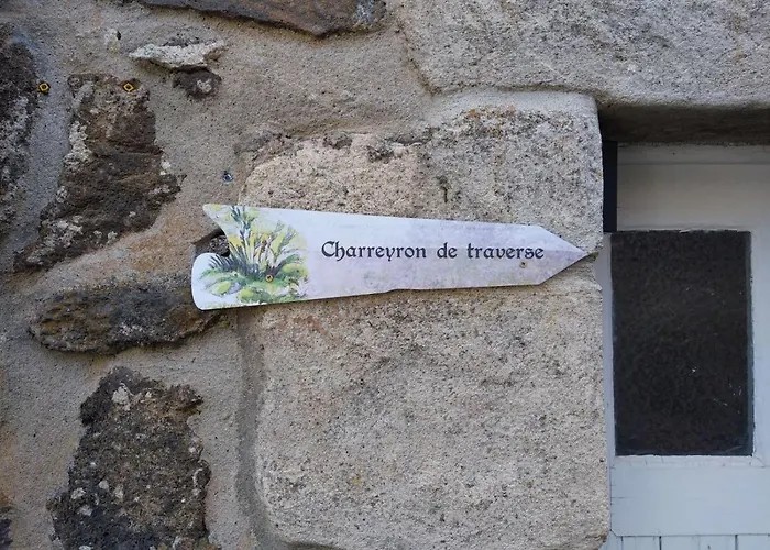 Gite De La Chapelle, Au Coeur De La Cite Medievale