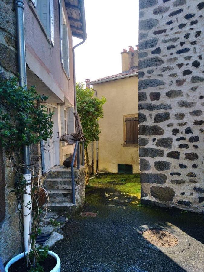 Appartement De La Chapelle, Au Coeur De La Cité Médiévale